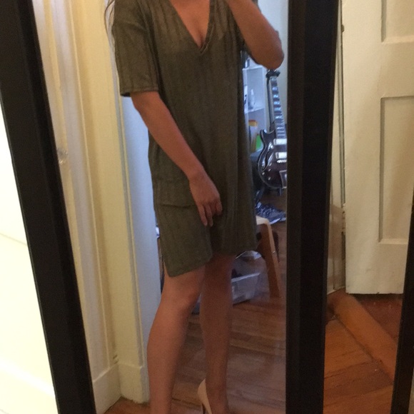 Zara Dress Tee and T-shirt - Picture 6 of 7